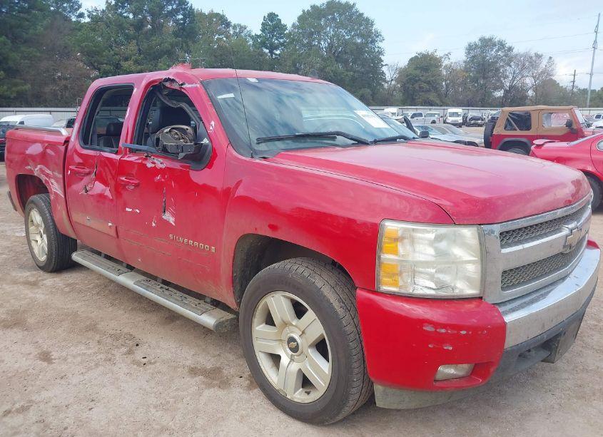 2008 Chevrolet Silverado 1500 LT2 (VIN 2GCEC13J481305587) main photo