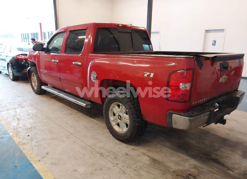 Photo 3 of 2007 Chevrolet Silverado 1500 LT2 (VIN 2GCEC13J671516238)