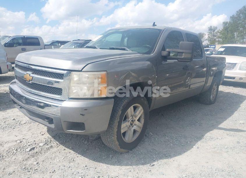 Photo 2 of 2008 Chevrolet Silverado 1500 LT2 (VIN 2GCEC13J781110678)