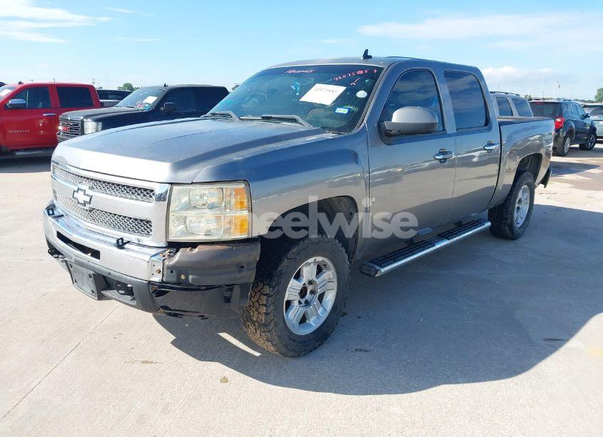 Photo 2 of 2008 Chevrolet Silverado 1500 LT1 (VIN 2GCEC13J781191410)