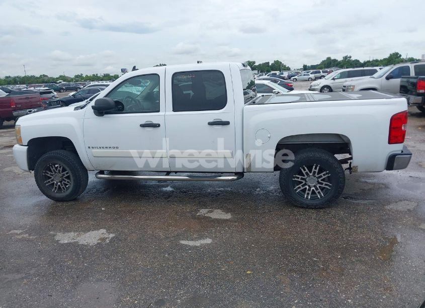 Photo 14 of 2007 Chevrolet Silverado 1500 LT1 (VIN 2GCEC13J971531770)
