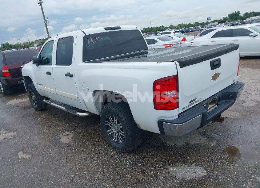 Photo 3 of 2007 Chevrolet Silverado 1500 LT1 (VIN 2GCEC13J971531770)