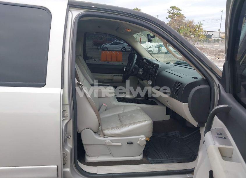 Photo 5 of 2007 Chevrolet Silverado 1500 LT2 (VIN 2GCEC13J971592925)