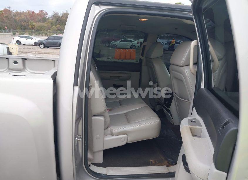 Photo 8 of 2007 Chevrolet Silverado 1500 LT2 (VIN 2GCEC13J971592925)