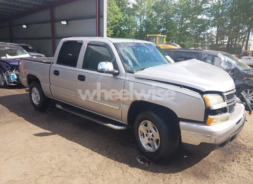 2006 Chevrolet Silverado 1500 LT1 (VIN 2GCEC13N161352611) main photo