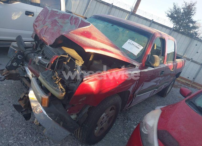 Photo 2 of 2005 Chevrolet Silverado 1500 LS (VIN 2GCEC13T051112270)