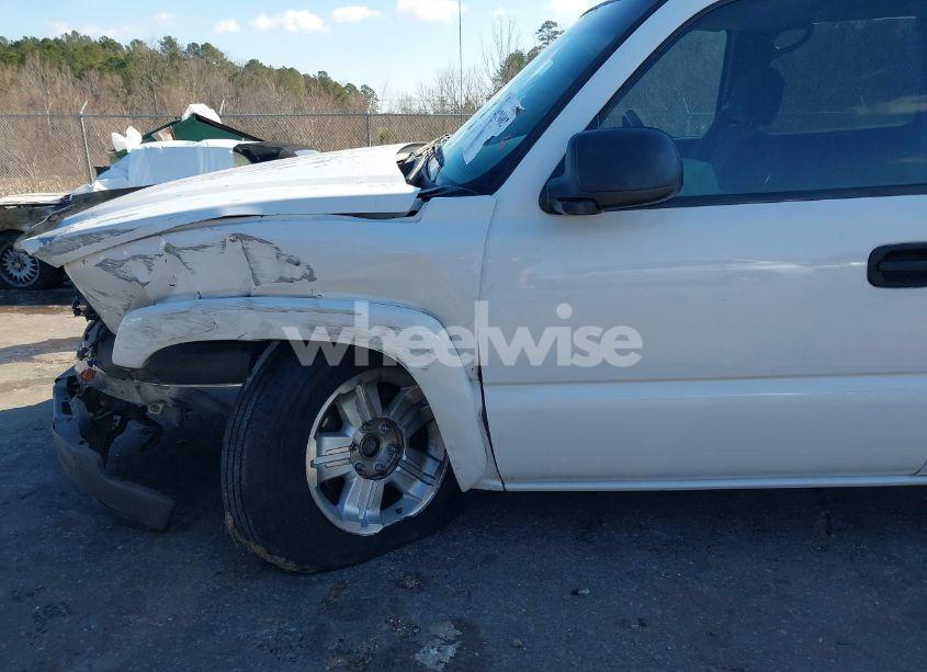 Photo 19 of 2005 Chevrolet Silverado 1500 LS (VIN 2GCEC13T051309858)