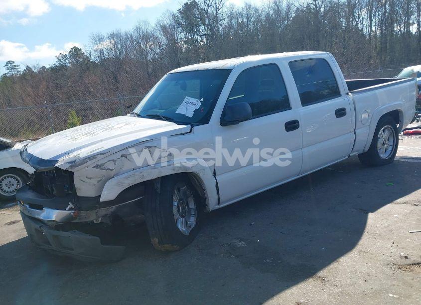 Photo 2 of 2005 Chevrolet Silverado 1500 LS (VIN 2GCEC13T051309858)