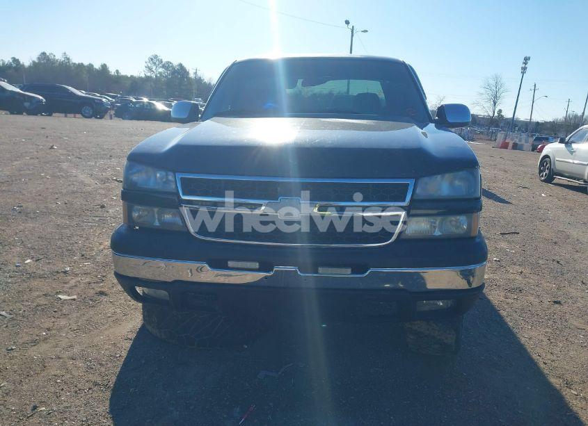 Photo 12 of 2005 Chevrolet Silverado 1500 LS (VIN 2GCEC13T051374614)