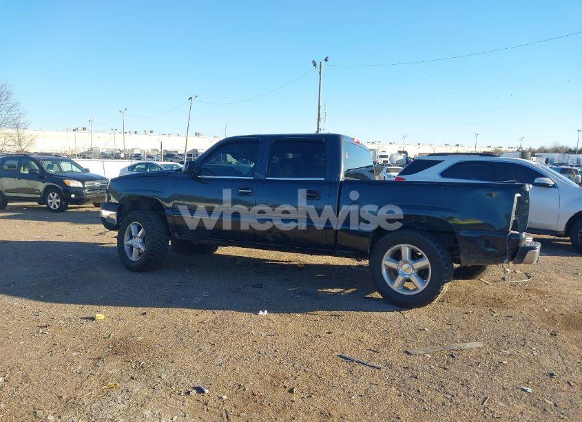 Photo 14 of 2005 Chevrolet Silverado 1500 LS (VIN 2GCEC13T051374614)