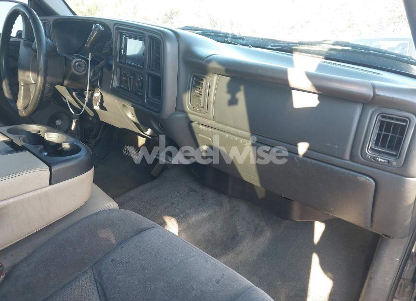 Photo 5 of 2005 Chevrolet Silverado 1500 LS (VIN 2GCEC13T051374614)