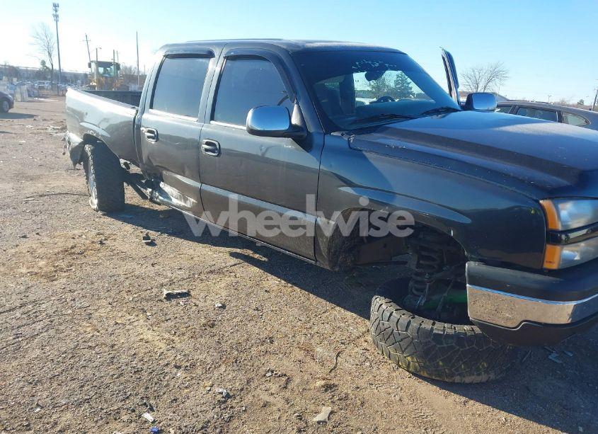 Photo 6 of 2005 Chevrolet Silverado 1500 LS (VIN 2GCEC13T051374614)