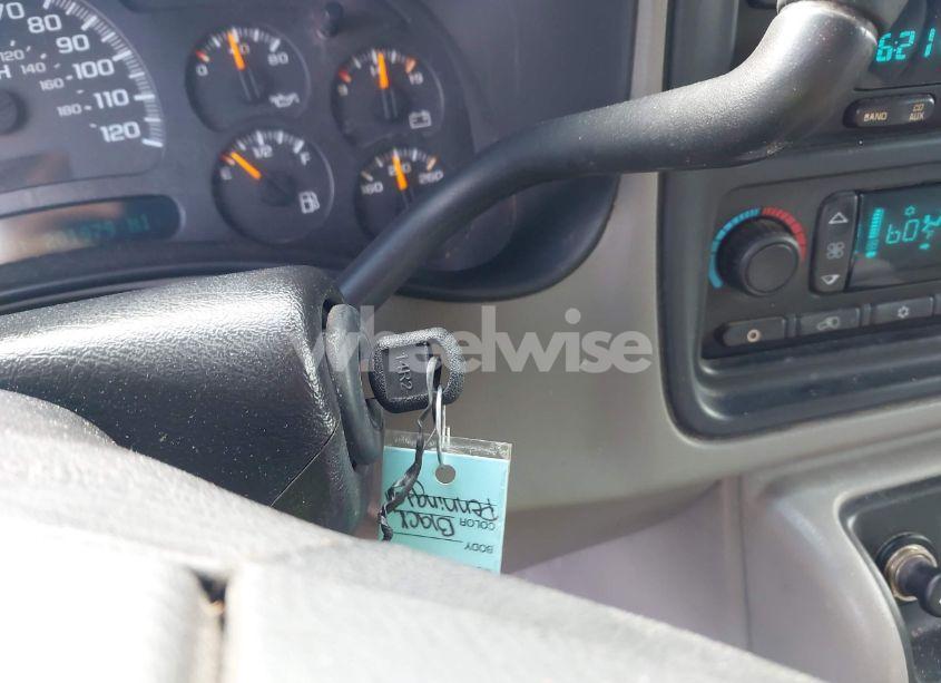 Photo 11 of 2005 Chevrolet Silverado 1500 LT (VIN 2GCEC13T151363458)