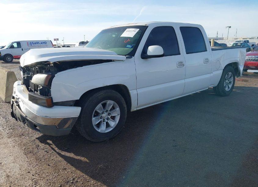 Photo 2 of 2006 Chevrolet Silverado 1500 LT1 (VIN 2GCEC13T161128155)