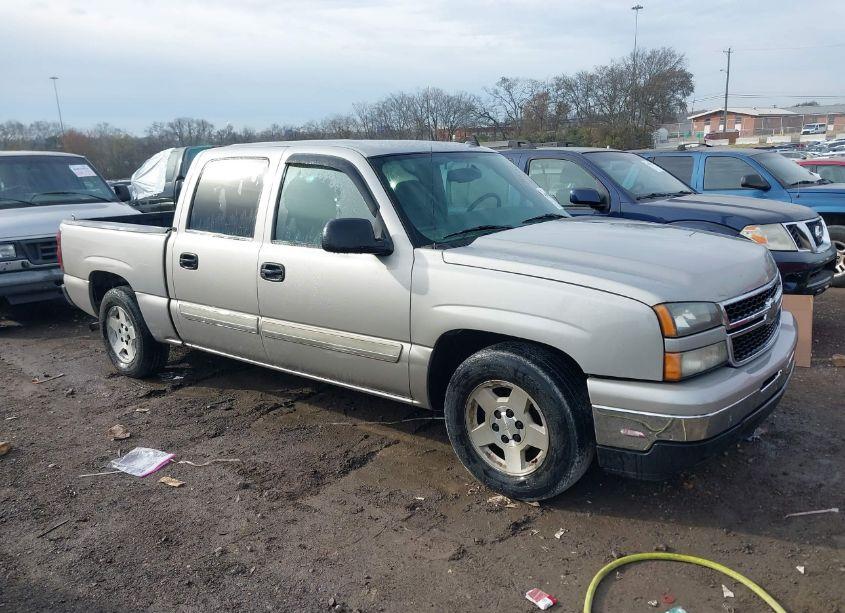2006 Chevrolet Silverado 1500 LT2 (VIN 2GCEC13T161232340) main photo