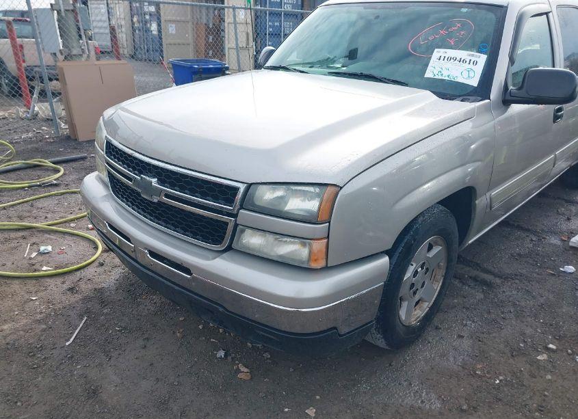 Photo 6 of 2006 Chevrolet Silverado 1500 LT2 (VIN 2GCEC13T161232340)