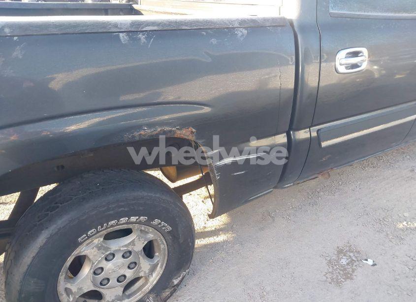 Photo 15 of 2004 Chevrolet Silverado 1500 LS (VIN 2GCEC13T241422435)