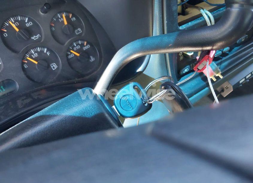 Photo 11 of 2005 Chevrolet Silverado 1500 LS (VIN 2GCEC13T251167397)