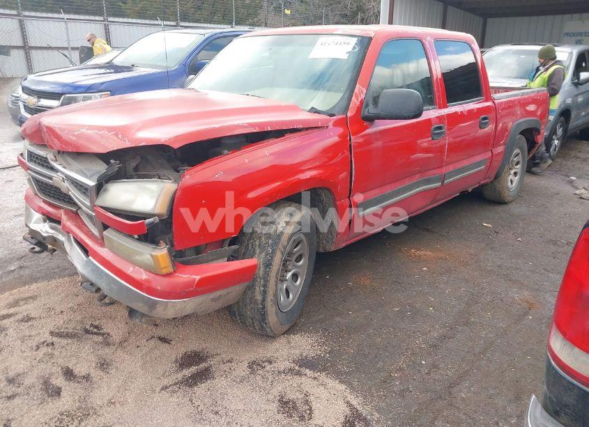Photo 2 of 2006 Chevrolet Silverado 1500 LT1 (VIN 2GCEC13T261102535)