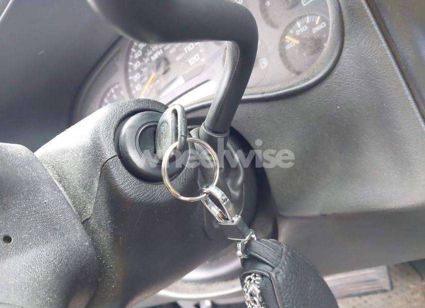 Photo 11 of 2004 Chevrolet Silverado 1500 LS (VIN 2GCEC13T341385959)