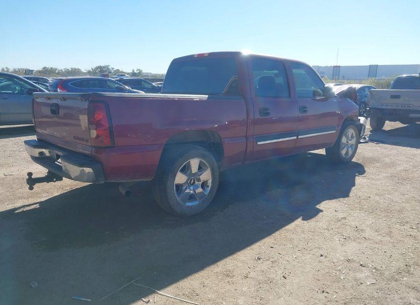 Photo 4 of 2005 Chevrolet Silverado 1500 LS (VIN 2GCEC13T351303696)