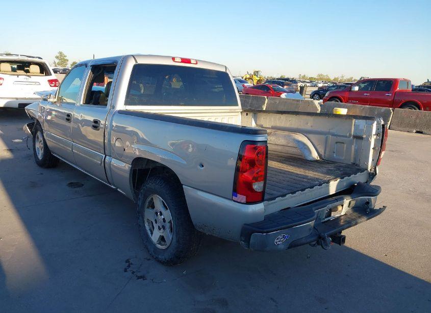 Photo 3 of 2005 Chevrolet Silverado 1500 LT (VIN 2GCEC13T351399653)