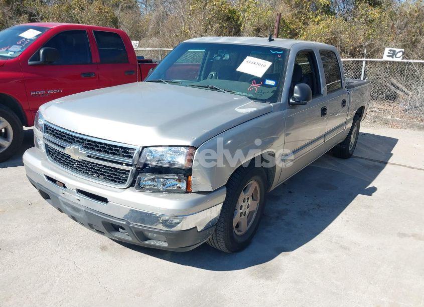 Photo 2 of 2006 Chevrolet Silverado 1500 LT2 (VIN 2GCEC13T361232629)