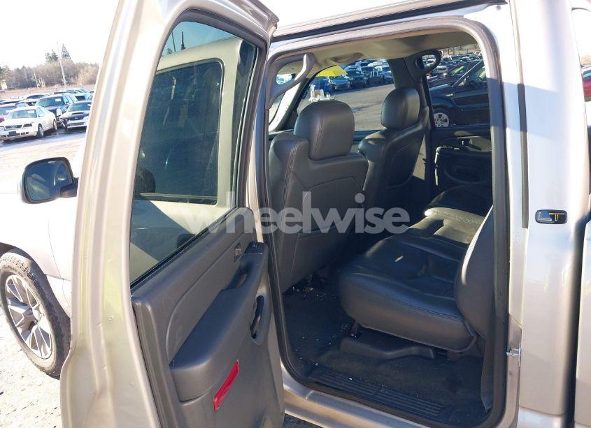 Photo 8 of 2004 Chevrolet Silverado 1500 LT (VIN 2GCEC13T441385744)