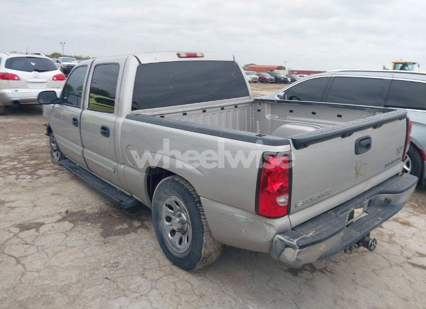Photo 3 of 2005 Chevrolet Silverado 1500 LS (VIN 2GCEC13T451144641)