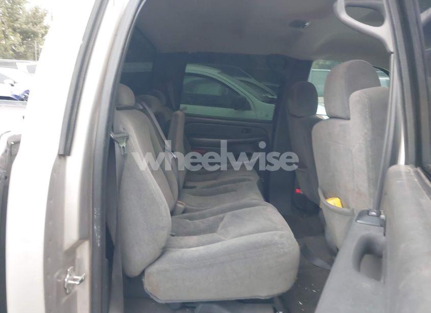 Photo 8 of 2005 Chevrolet Silverado 1500 LS (VIN 2GCEC13T451144641)