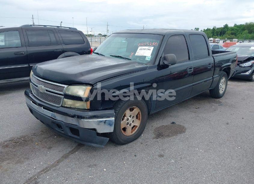 Photo 2 of 2006 Chevrolet Silverado 1500 LT1 (VIN 2GCEC13T461191279)
