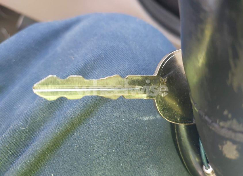 Photo 11 of 2004 Chevrolet Silverado 1500 LT (VIN 2GCEC13T541363882)