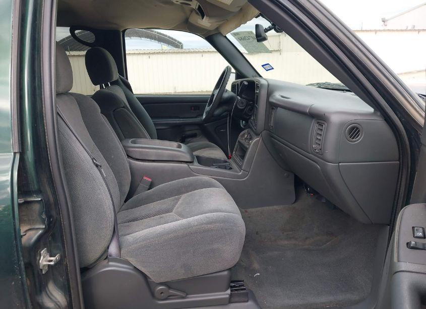 Photo 5 of 2004 Chevrolet Silverado 1500 LS (VIN 2GCEC13T541413874)