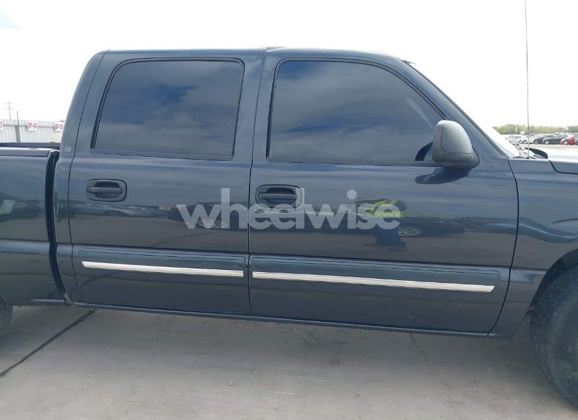 Photo 13 of 2005 Chevrolet Silverado 1500 LS (VIN 2GCEC13T551175168)