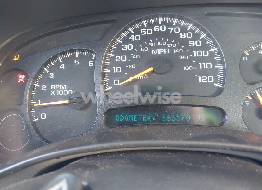 Photo 7 of 2005 Chevrolet Silverado 1500 LS (VIN 2GCEC13T551283127)