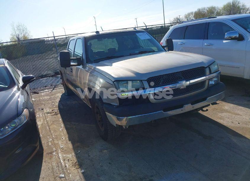2005 Chevrolet Silverado 1500 LT (VIN 2GCEC13T651370096) main photo