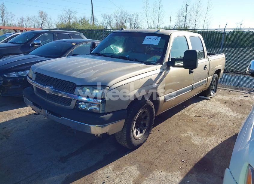 Photo 2 of 2005 Chevrolet Silverado 1500 LT (VIN 2GCEC13T651370096)