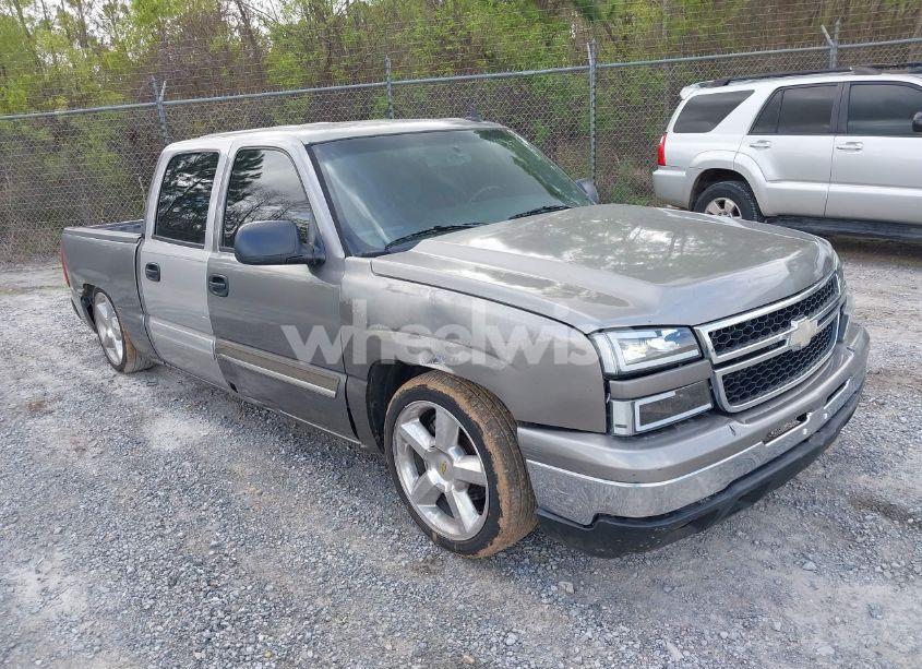 2006 Chevrolet Silverado 1500 LT1 (VIN 2GCEC13T661222743) main photo
