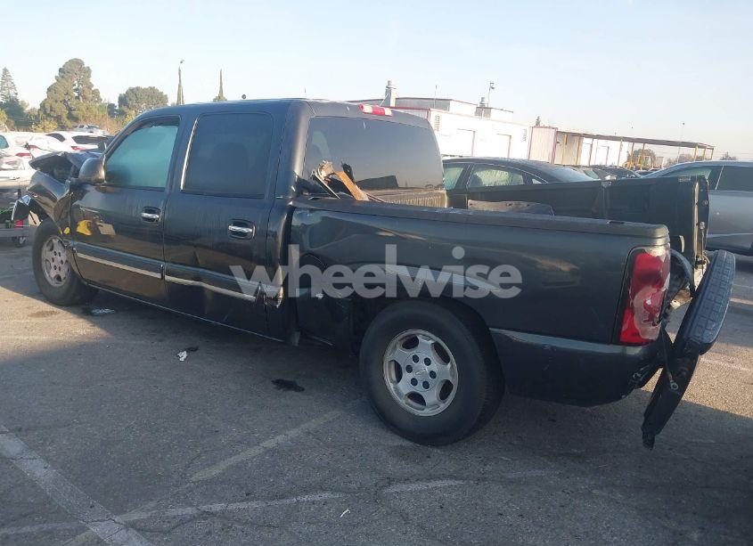 Photo 3 of 2004 Chevrolet Silverado 1500 LS (VIN 2GCEC13T741398858)