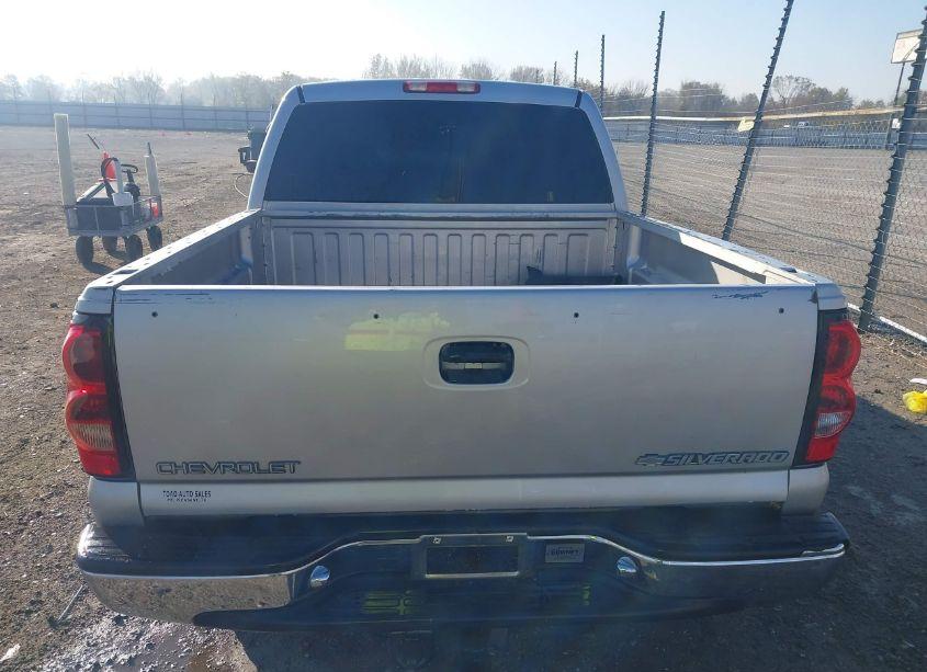 Photo 16 of 2005 Chevrolet Silverado 1500 LS (VIN 2GCEC13T751193283)