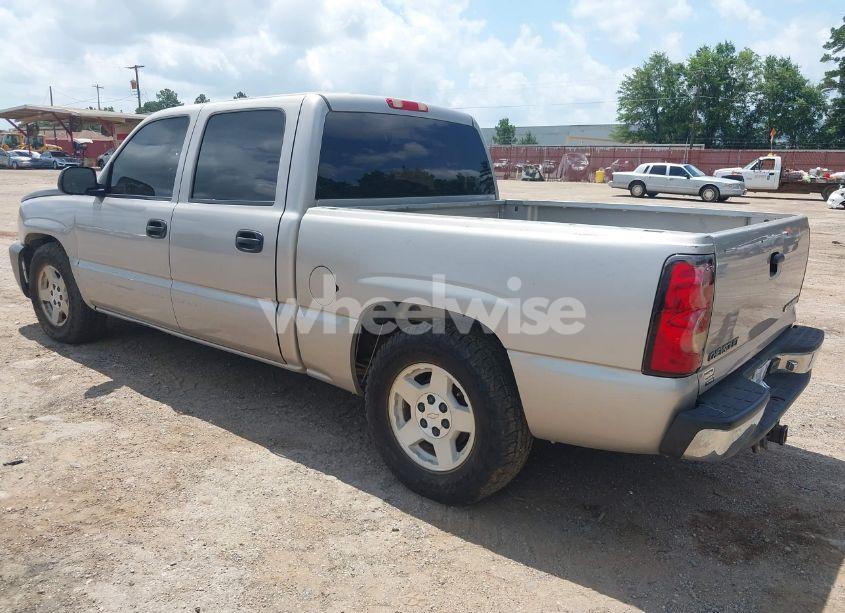 Photo 3 of 2005 Chevrolet Silverado 1500 LS (VIN 2GCEC13T751193283)