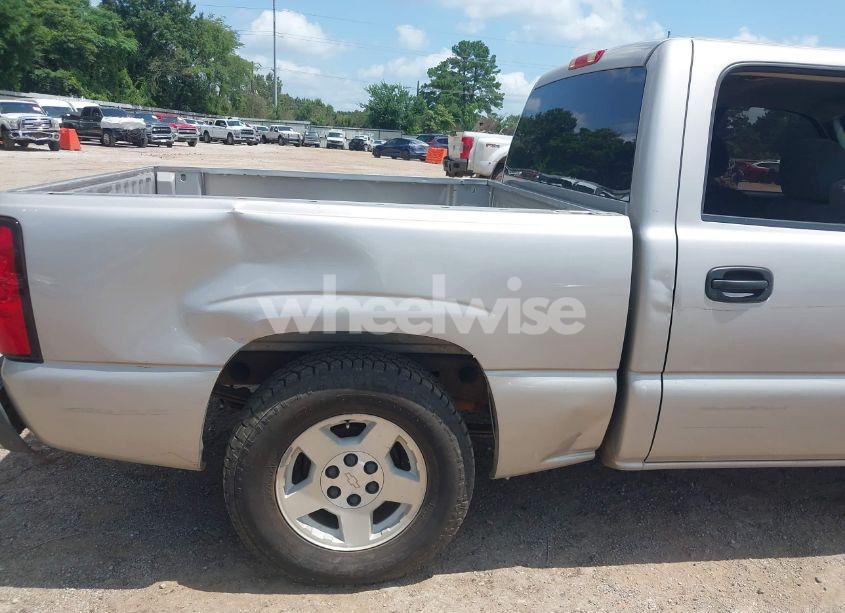 Photo 6 of 2005 Chevrolet Silverado 1500 LS (VIN 2GCEC13T751193283)