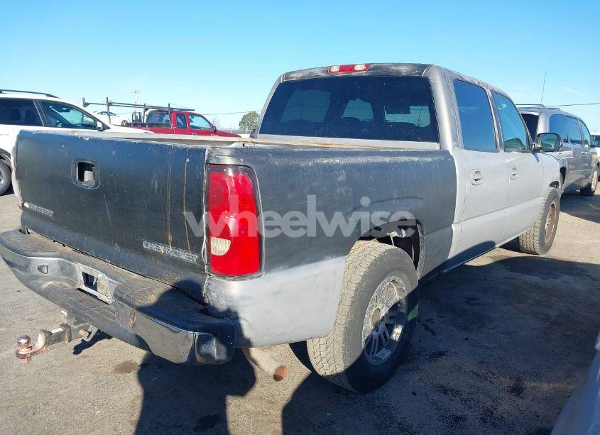 Photo 4 of 2005 Chevrolet Silverado 1500 LS (VIN 2GCEC13T751212429)