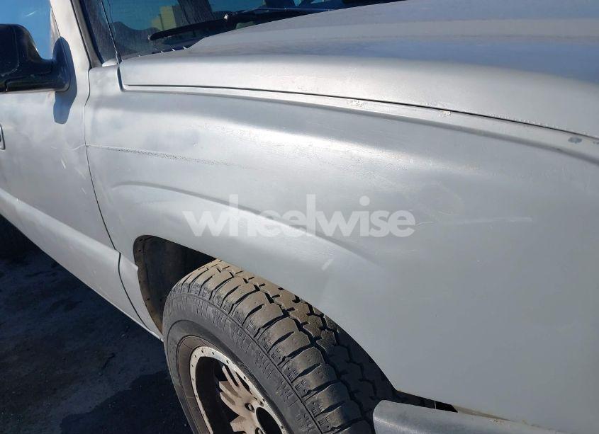 Photo 6 of 2005 Chevrolet Silverado 1500 LS (VIN 2GCEC13T751212429)