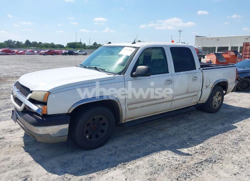 Photo 2 of 2005 Chevrolet Silverado 1500 LT (VIN 2GCEC13T751219963)