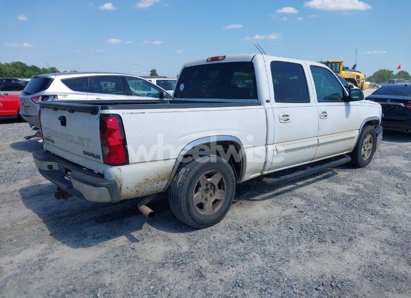 Photo 4 of 2005 Chevrolet Silverado 1500 LT (VIN 2GCEC13T751219963)