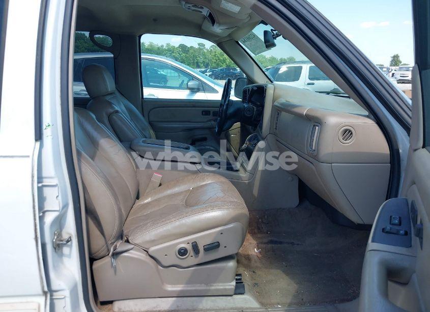 Photo 5 of 2005 Chevrolet Silverado 1500 LT (VIN 2GCEC13T751219963)