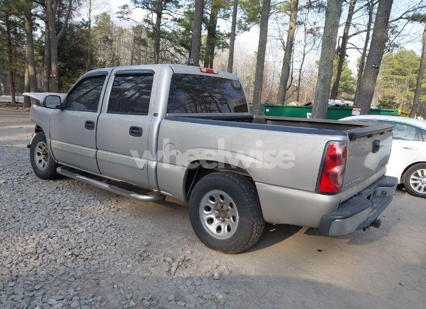 Photo 3 of 2005 Chevrolet Silverado 1500 LS (VIN 2GCEC13T751354540)