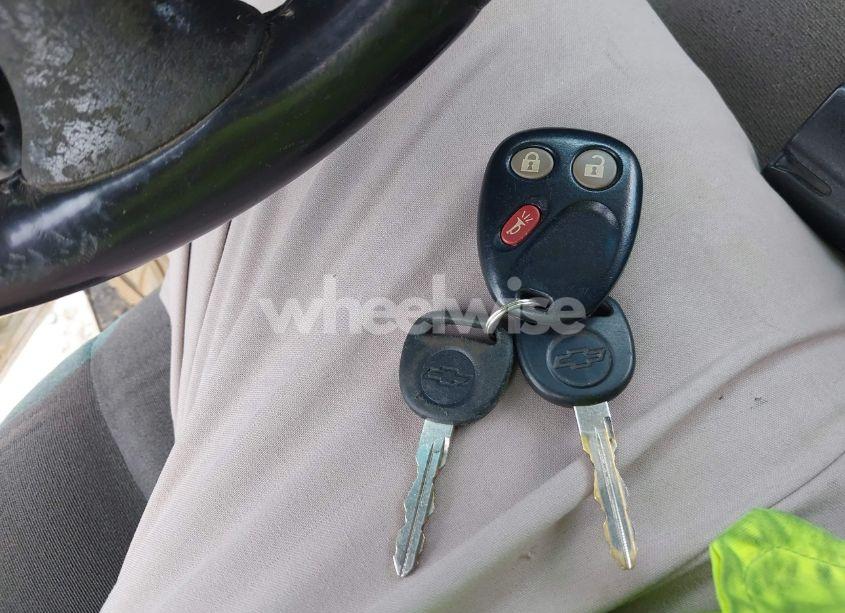 Photo 11 of 2005 Chevrolet Silverado 1500 LS (VIN 2GCEC13T751392947)