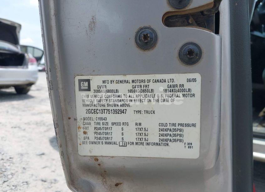 Photo 9 of 2005 Chevrolet Silverado 1500 LS (VIN 2GCEC13T751392947)